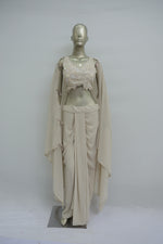 Load image into Gallery viewer, Stylish crop top and shrug for parties