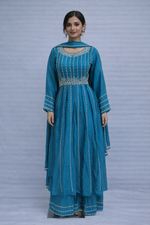 Load image into Gallery viewer, Long dress with skirt in chinon fabric