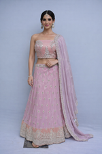 Load image into Gallery viewer, Unstitched lehenga chunni in premium silk fabric