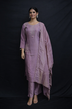 Load image into Gallery viewer, Kurta Pant with Dupatta