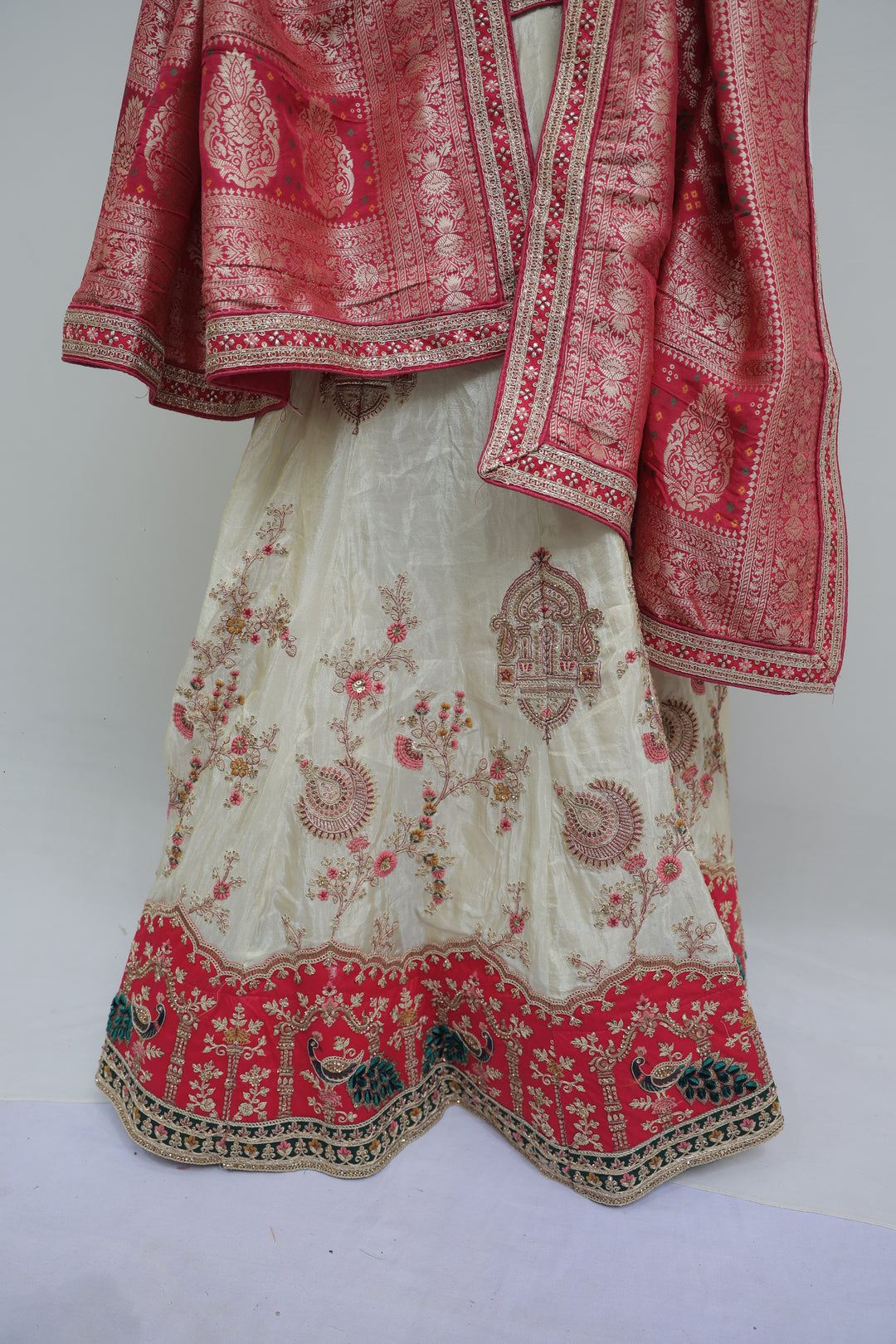 Traditional unstitched lehenga chunni for weddings