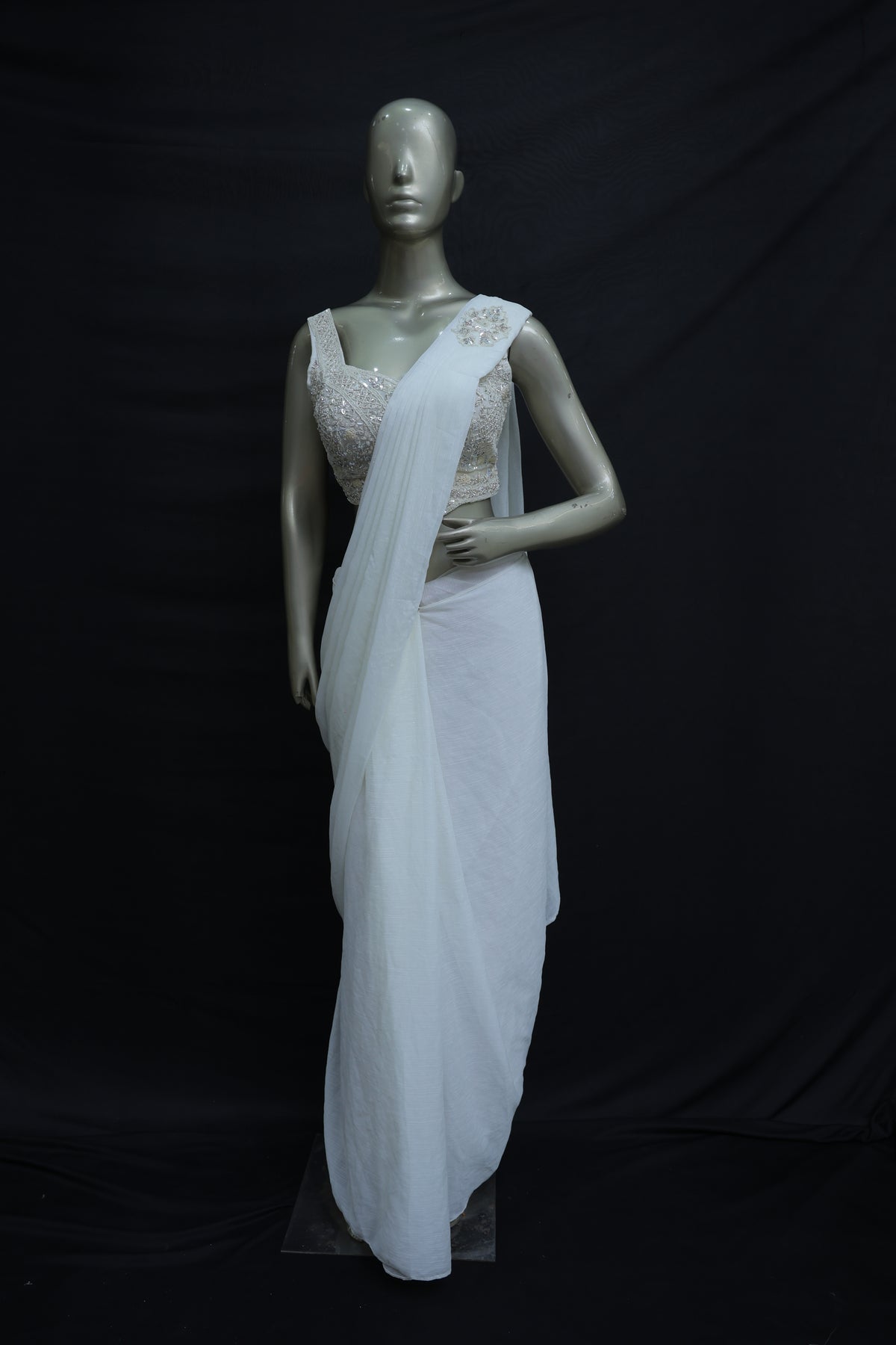Ready to wear saree with readymade blouse in cream colour
