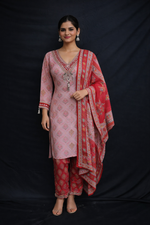 Load image into Gallery viewer, Kurta Plazo with Dupatta

