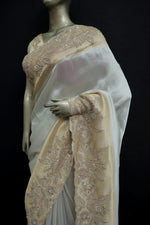 Load image into Gallery viewer, Elegant silk saree for day and evening events
